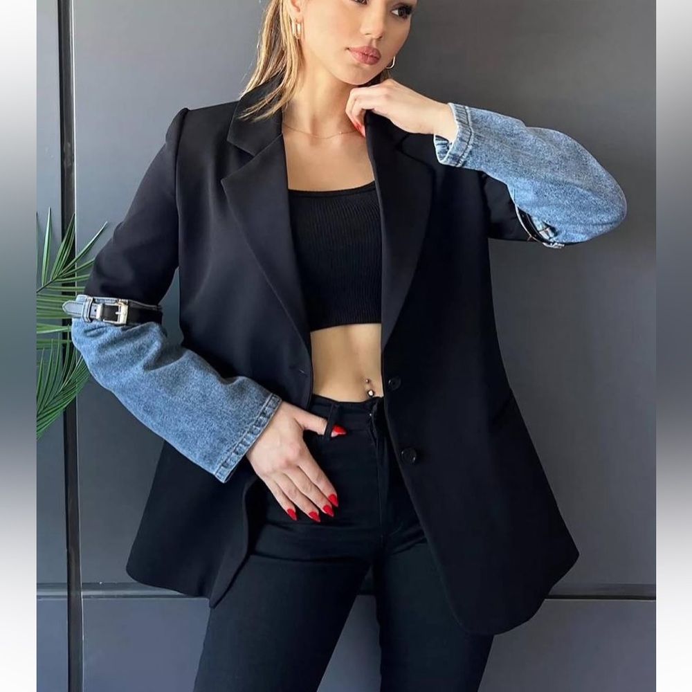 Loragal hybrid denim buckle blazer